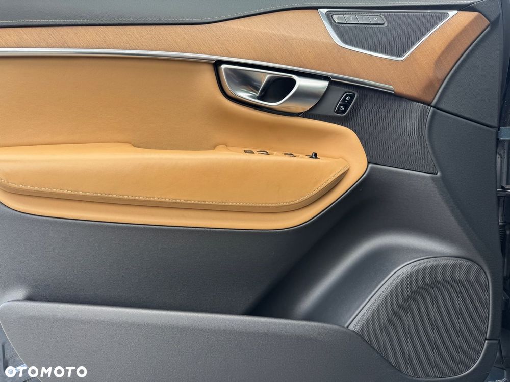 Volvo XC 90 D5 AWD Inscription - 19