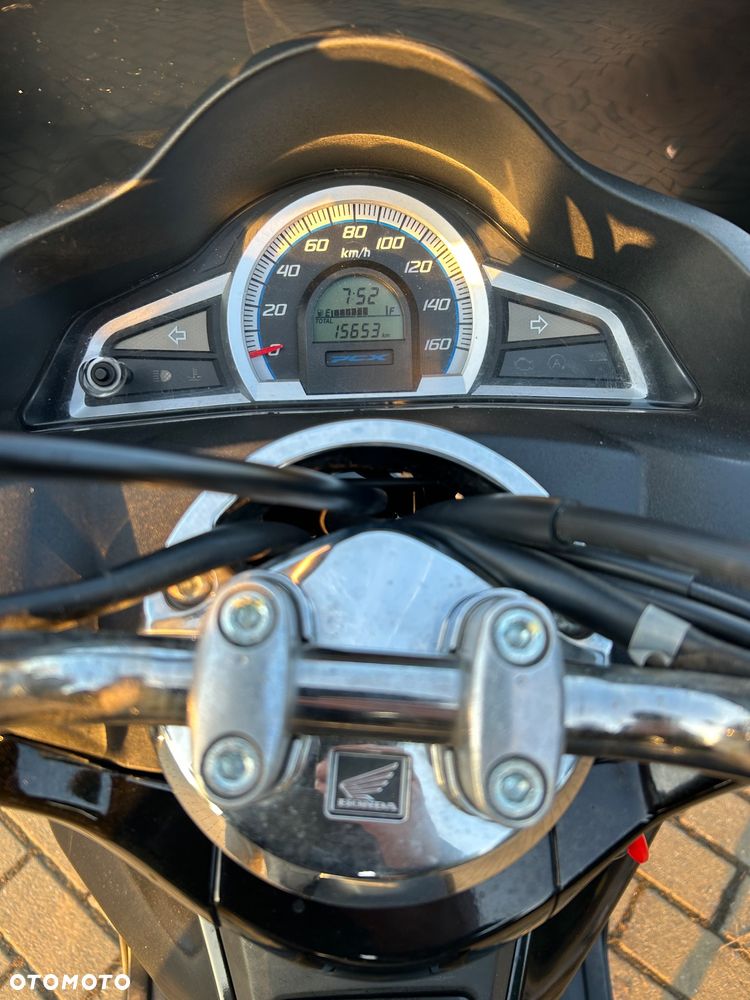 Honda PCX - 4