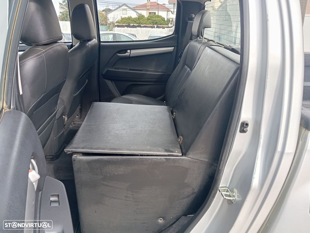 Isuzu D-Max 2.5 DTi CD 4WD LS - 15