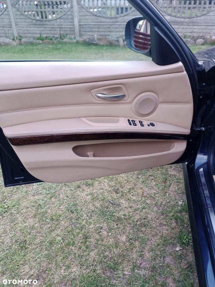 BMW Seria 3 320d DPF - 19