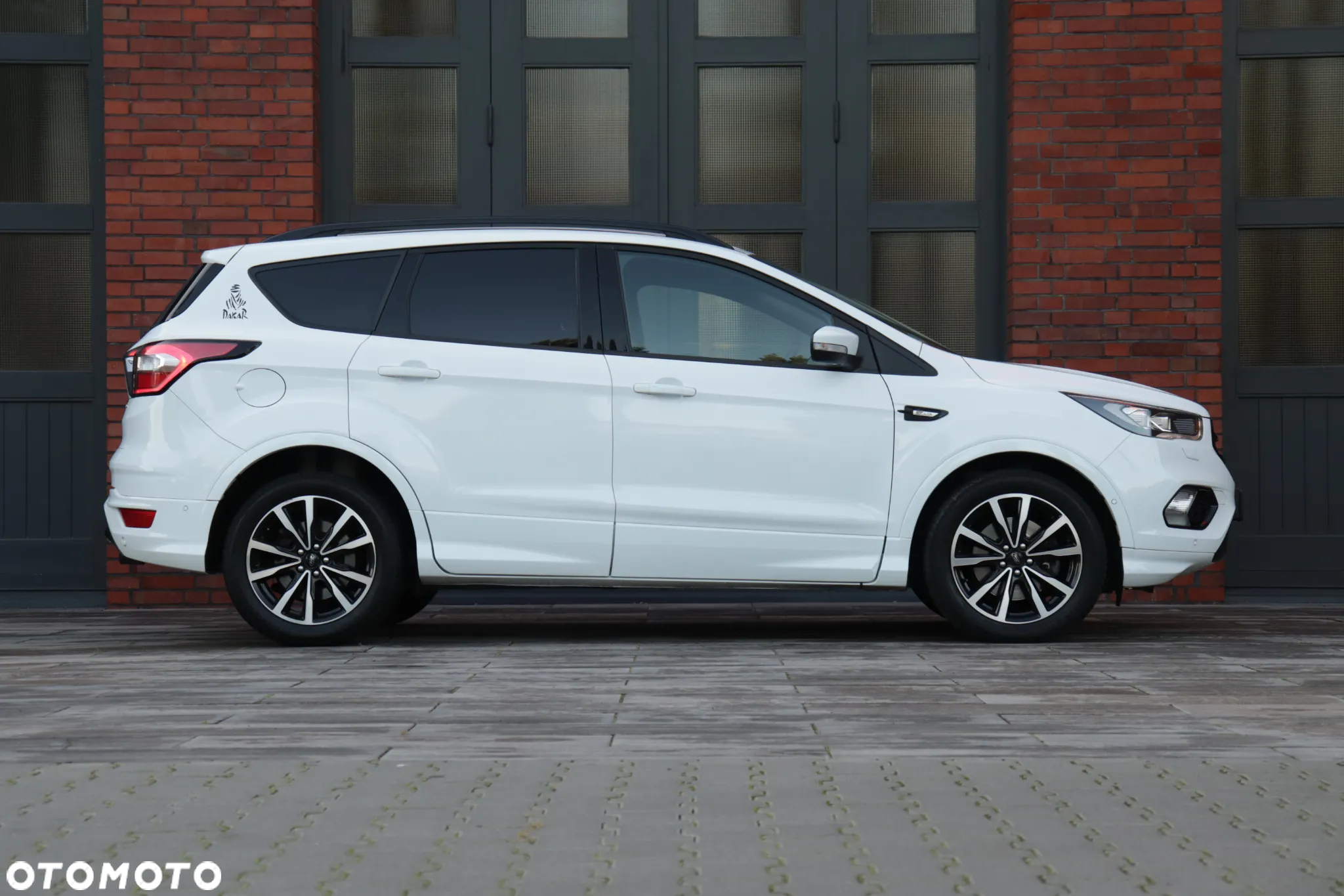 Ford Kuga 2.0 EcoBlue 4x4 ST-LINE - 9