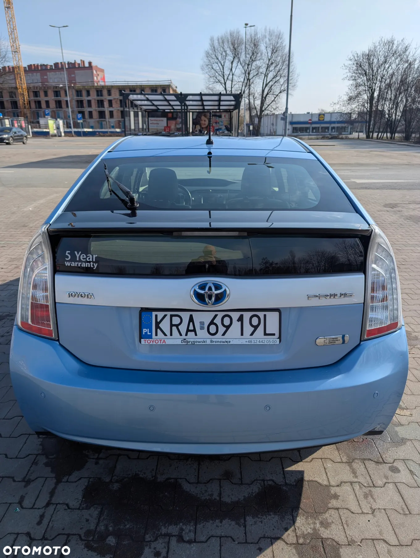 Toyota Prius Plug-in 1.8 HSD Prestige - 4