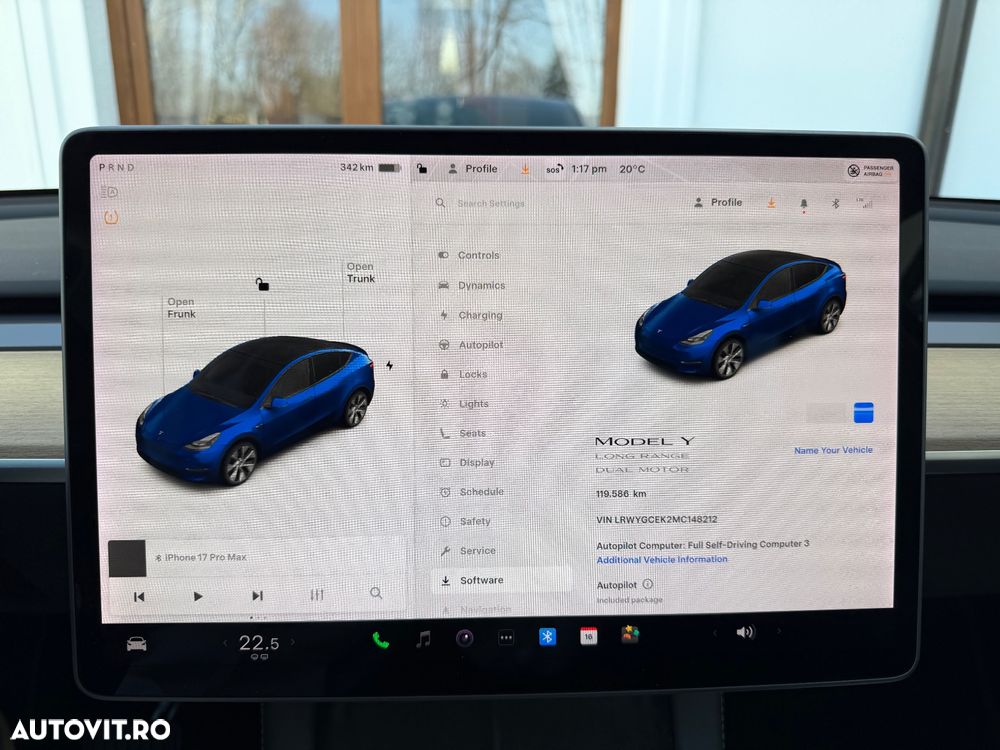 Tesla Model Y - 26
