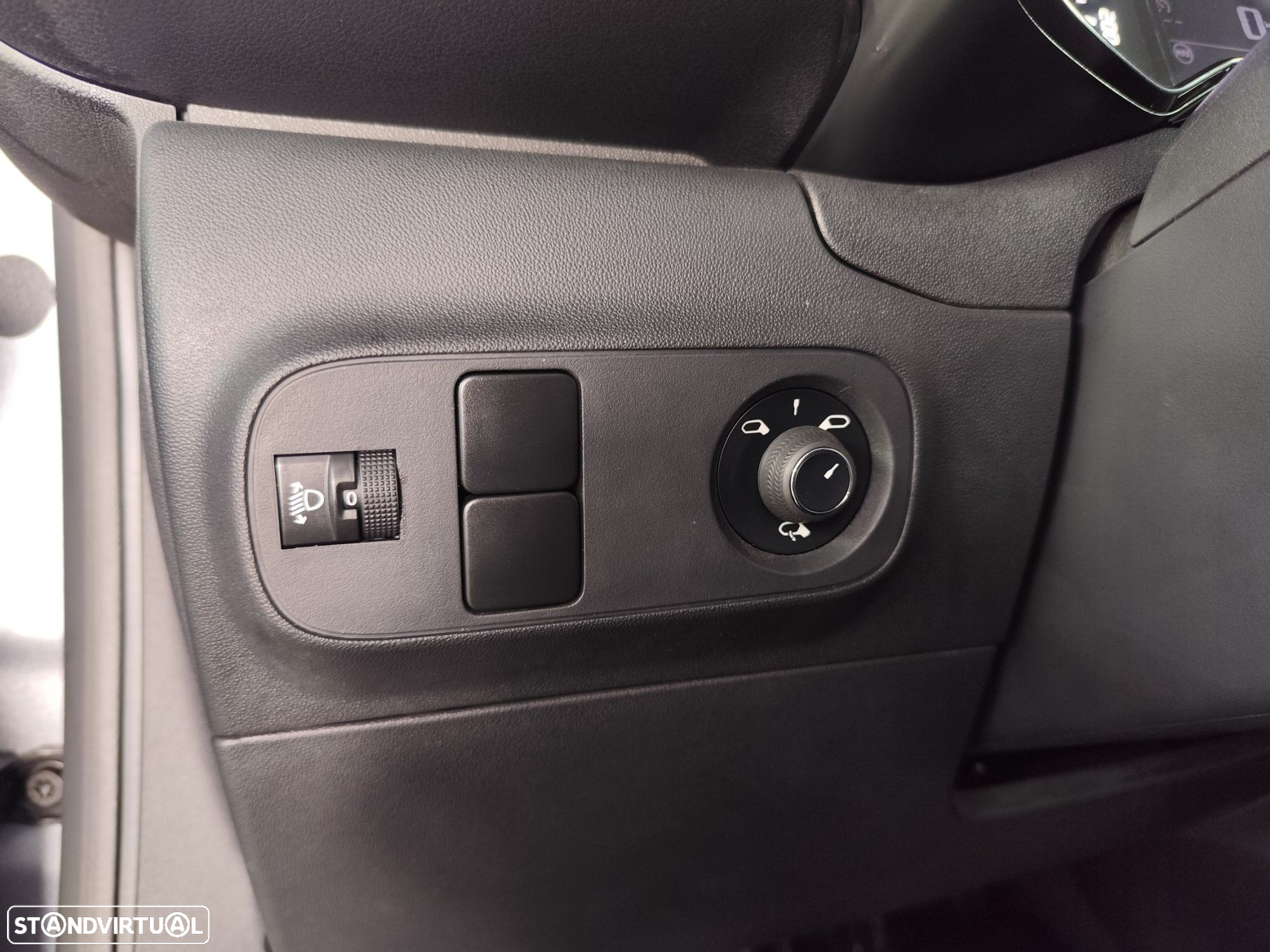 Citroën C3 Pure Tech S&S Shine - 12