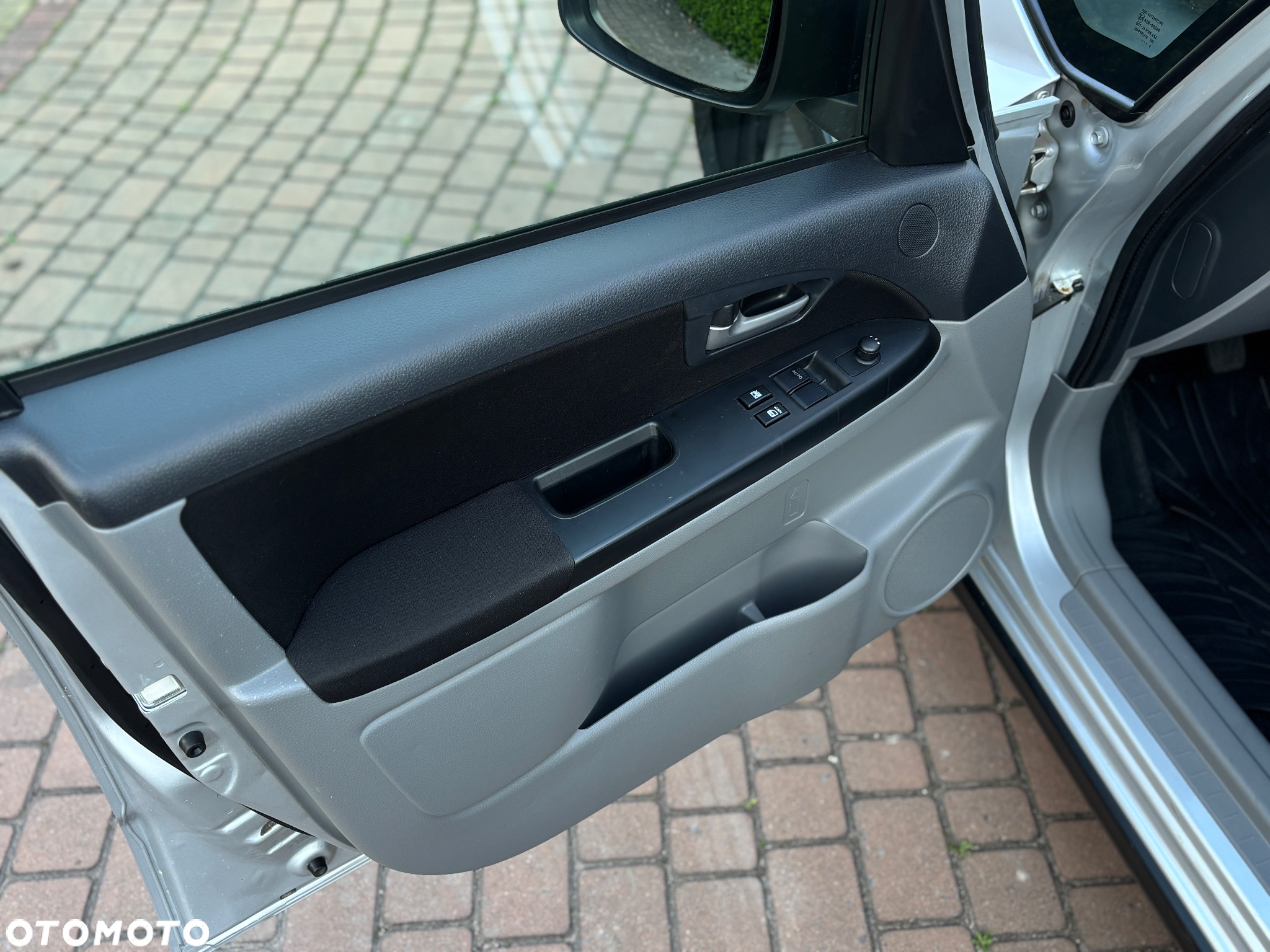 Suzuki SX4 1.6 Comfort Plus - 18