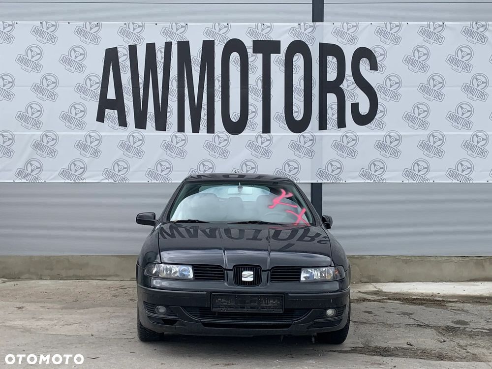 SEAT LEON 2000 *SAMOCHÓD NA CZĘŚCI* 2451 MASKA, LAMPA, DRZWI, LUSTERKO, ZDERZAK, GRILL, BŁOTNIK, KLAPA, BELKA, DESKA, FOTELE, KANAPA, ĆWIARTKA, KIEROWNICA, TARCZE, ZACISKI, ZAWIESZENIE, KOMPLETNY PRZÓD, KOMPLETNY TYŁ, LICZNIK, ZEGARY, PRAWE LEWE PRZÓD TYŁ - 2