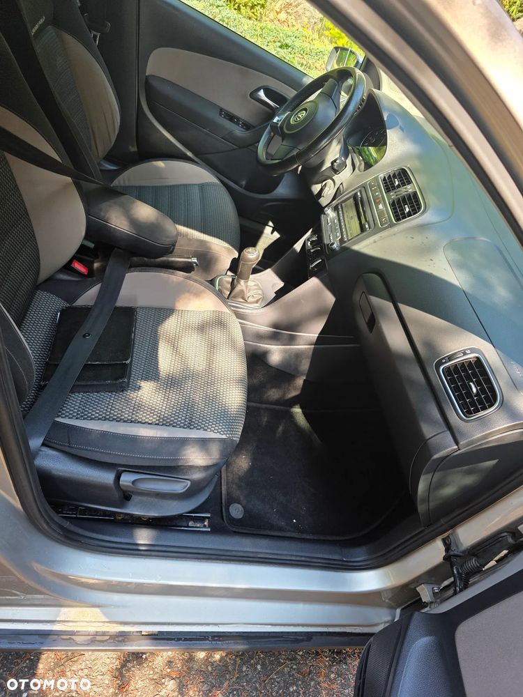 Volkswagen Polo Cross - 12