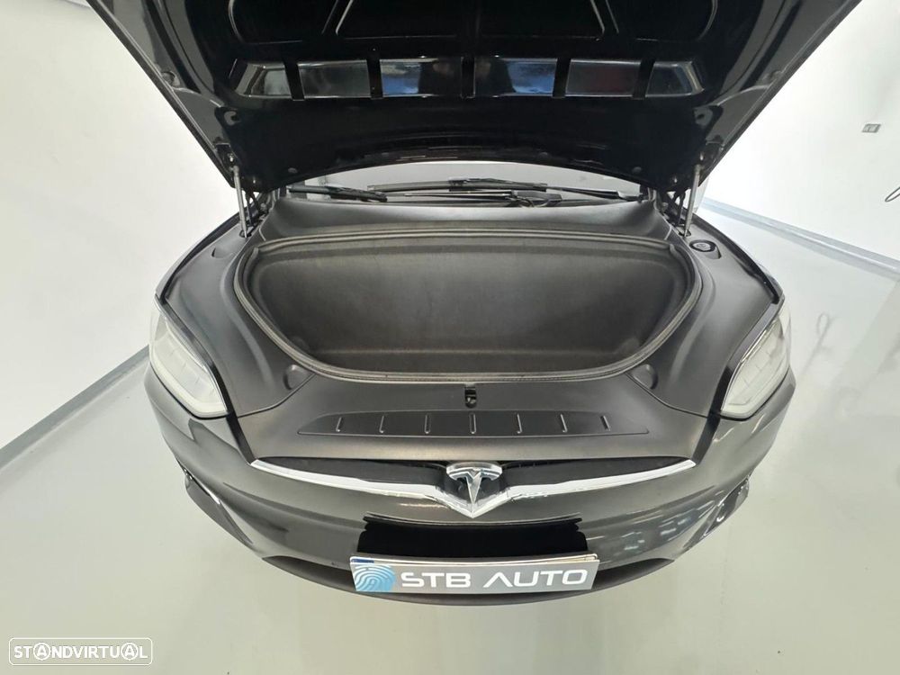 Tesla Model X 100 kWh Long Range AWD - 13