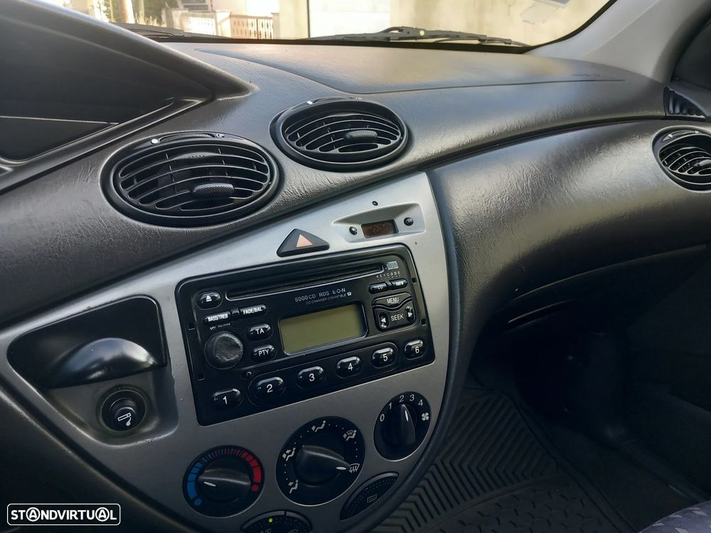 Ford Focus SW 1.8 TDdi Trend - 7