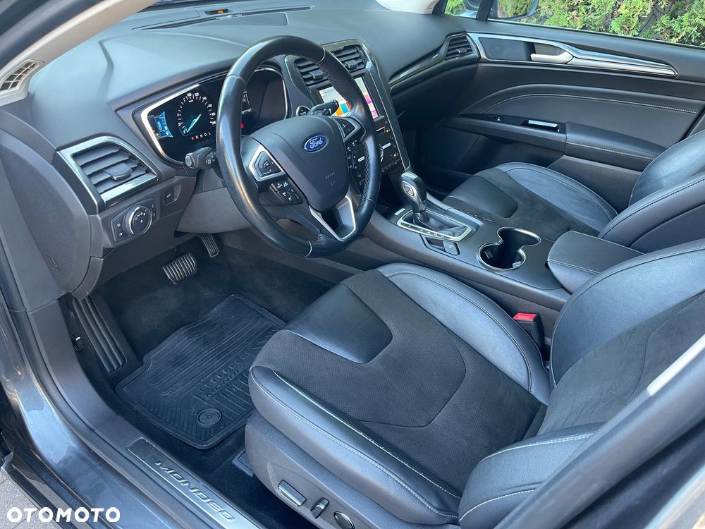 Ford Mondeo 2.0 Hybrid Titanium - 12