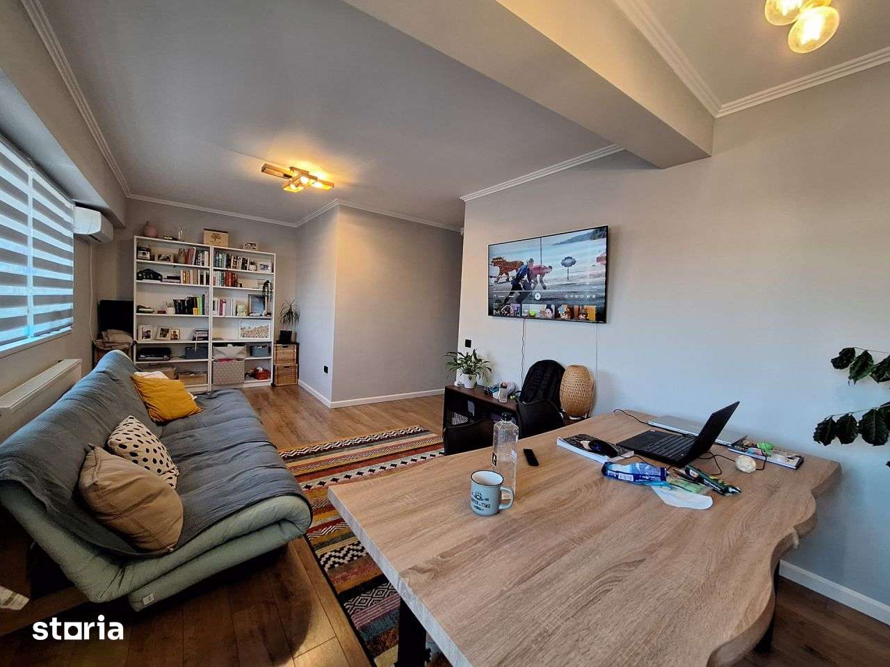 Apartament cu 3 camere, 2 bai, 2 balcoane, zona Terra — fotografia 3
