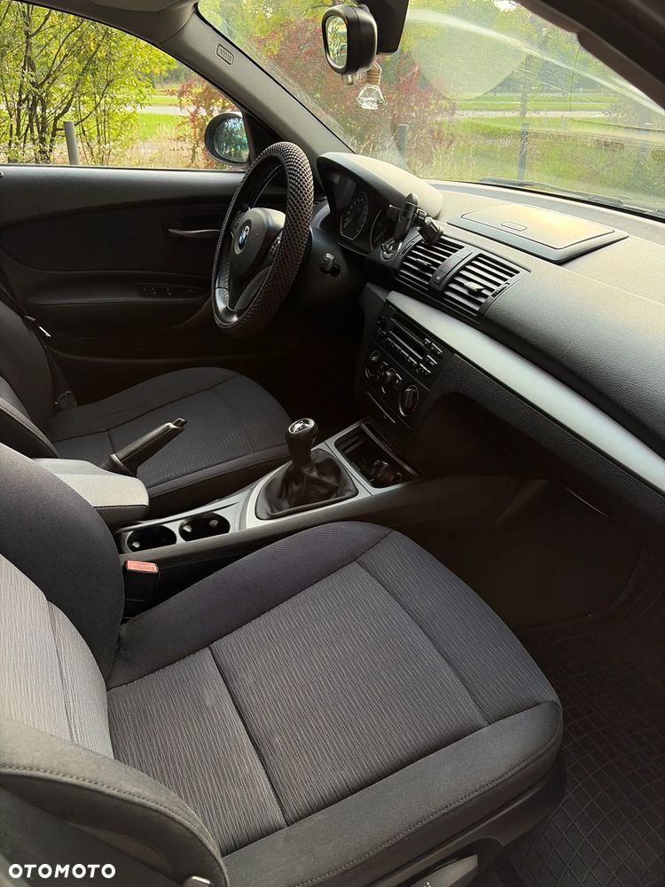 BMW Seria 1 118d - 18