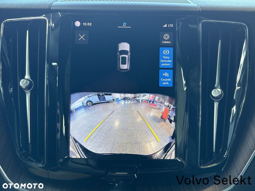 Volvo XC 60 - 21