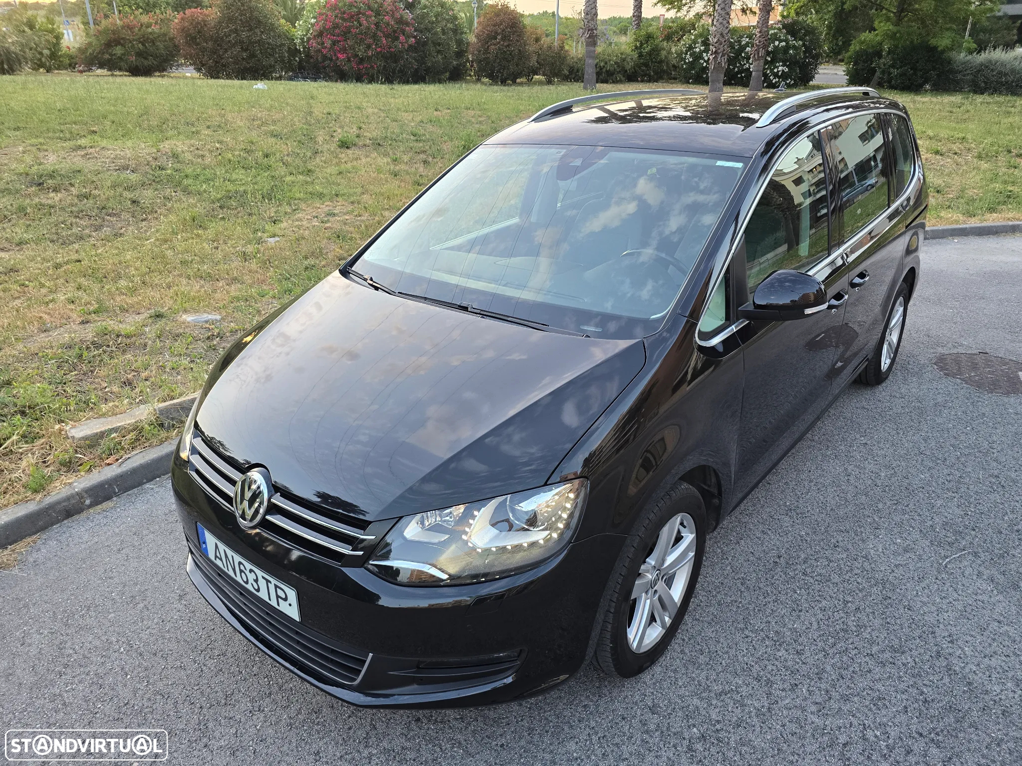VW Sharan 1.4 TSI Highline DSG - 2