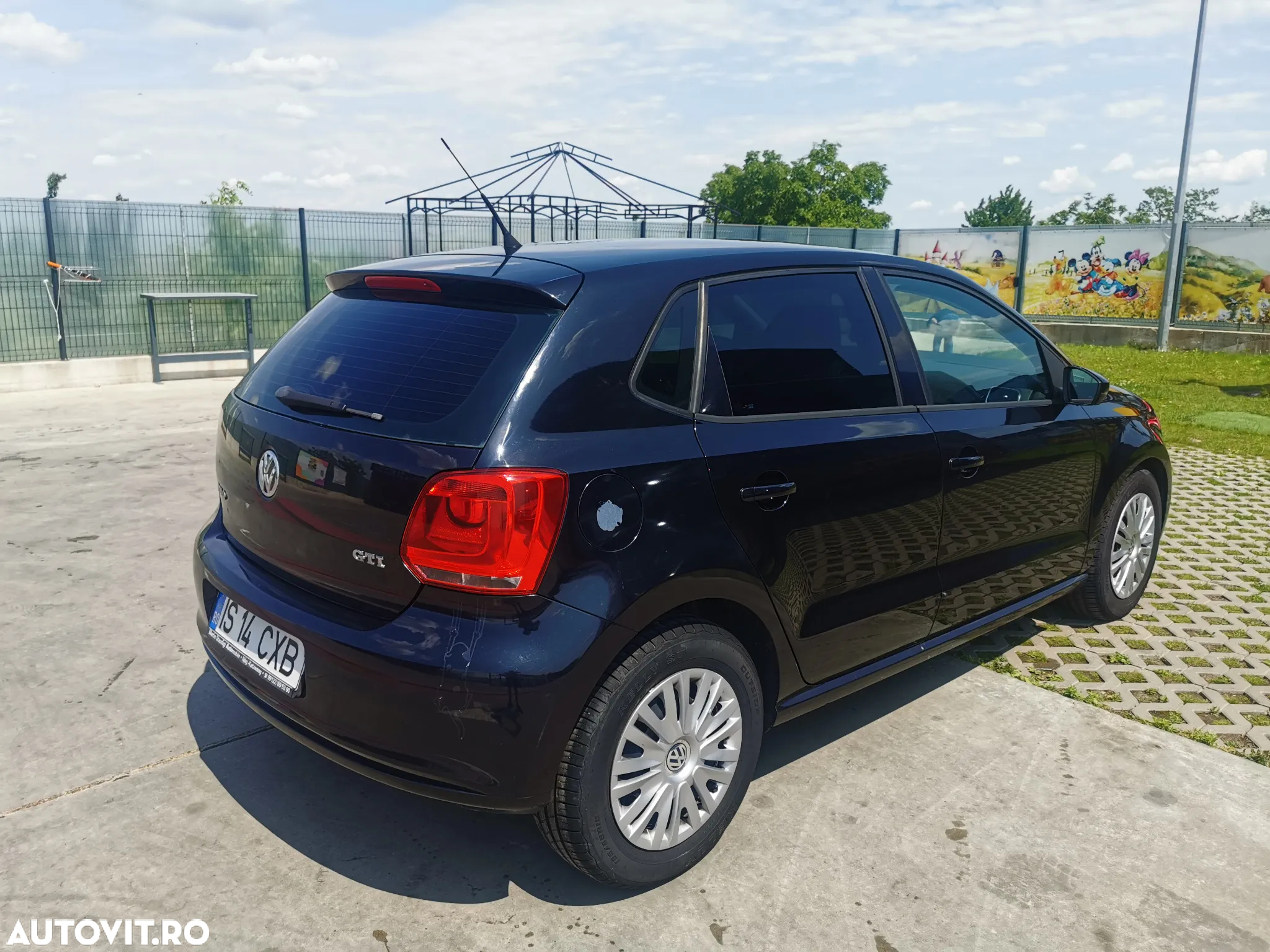 Volkswagen Polo - 4