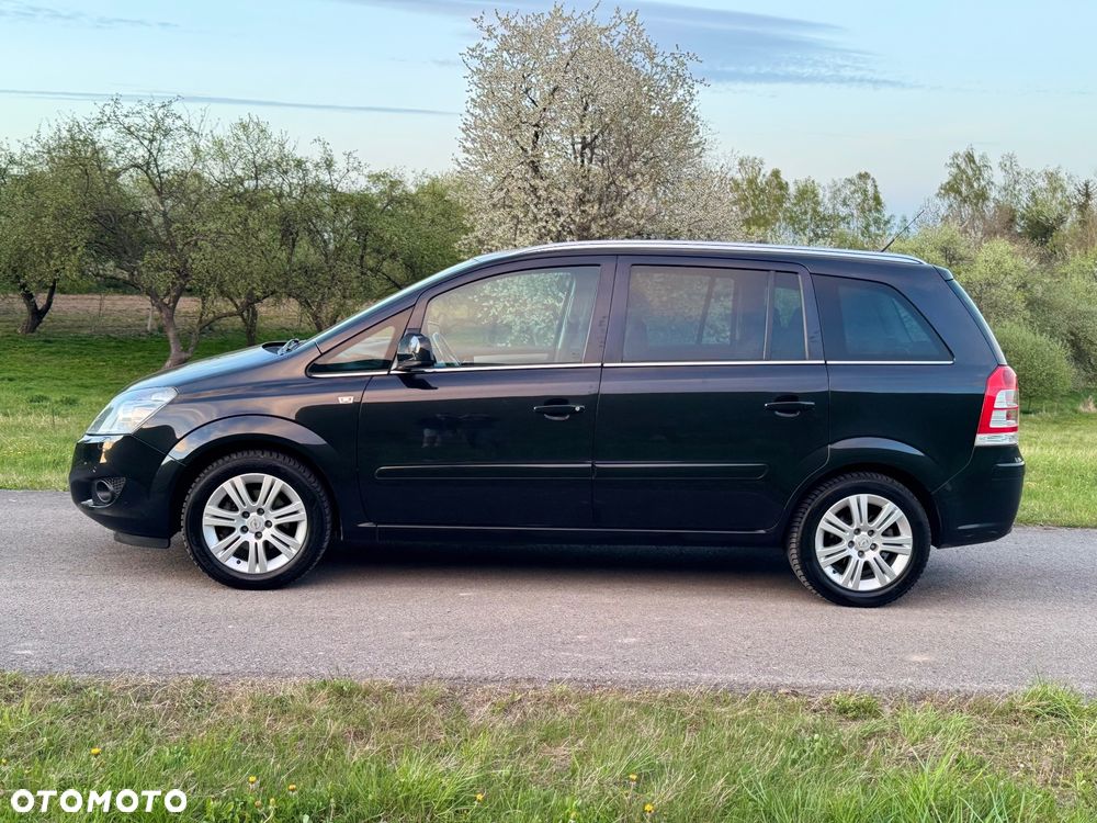Opel Zafira 1.8 Family - 19