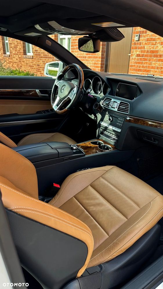 Mercedes-Benz Klasa E 400 - 12