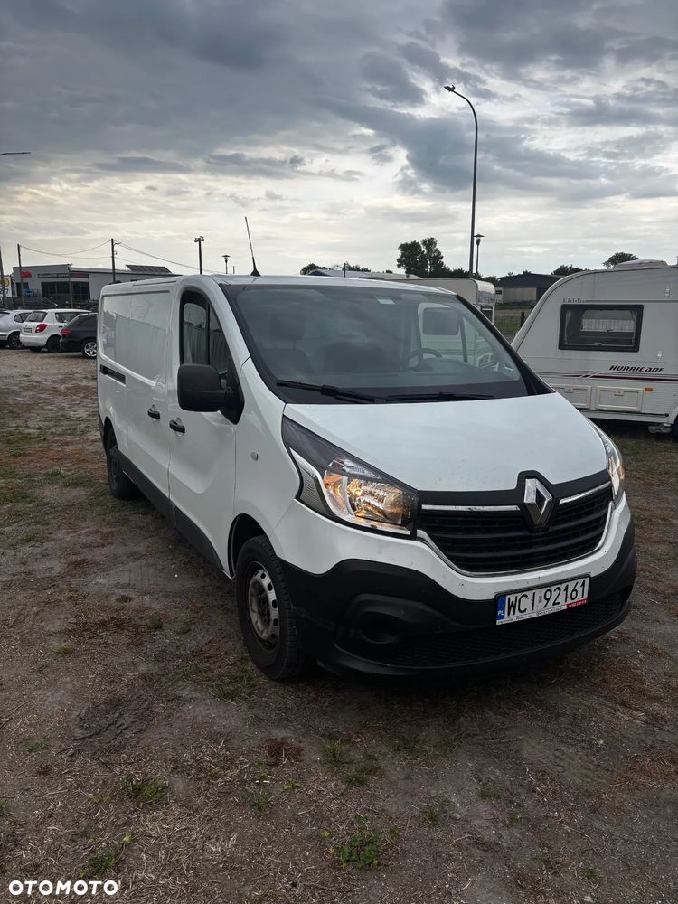 Renault TRAFIC - 2