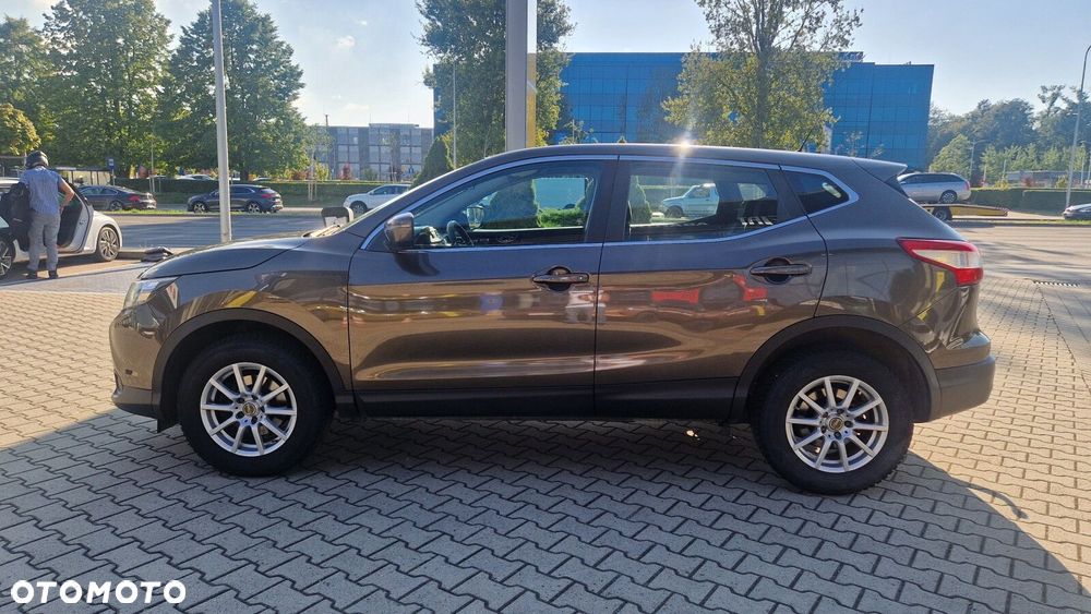 Nissan Qashqai - 8