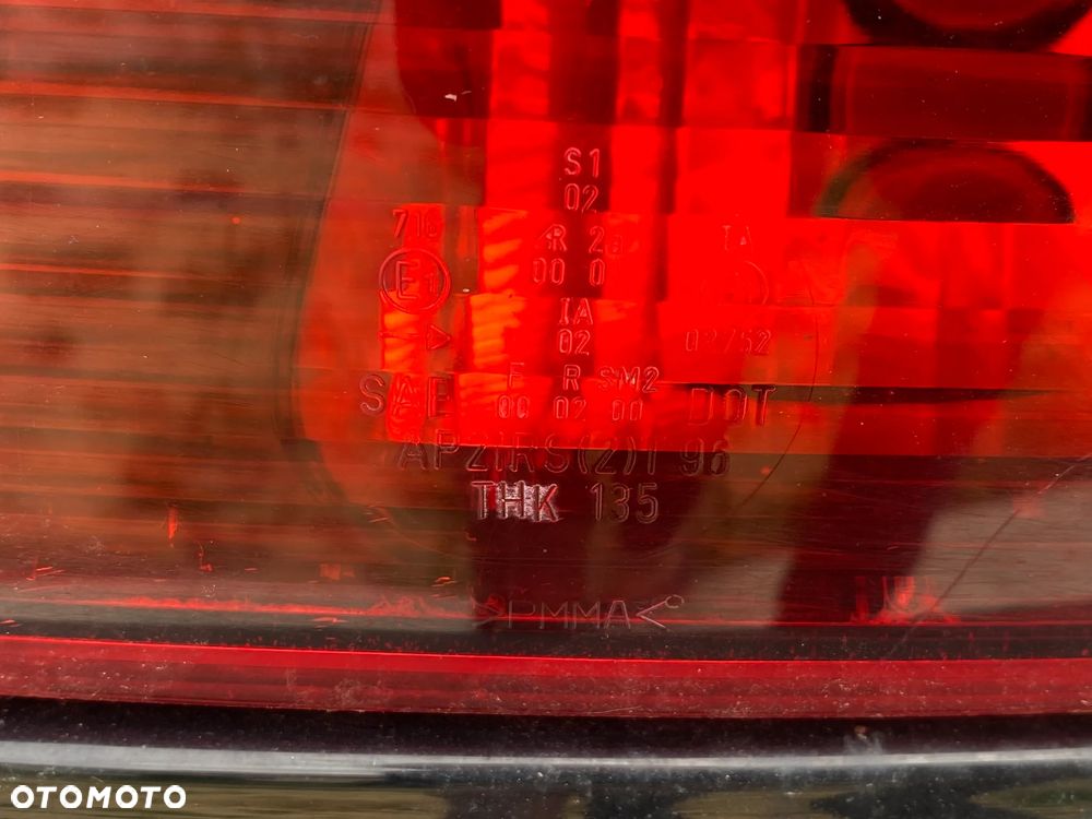 VOLVO S80 I 2.0 Lampa prawa tył tylna Europa Sedan - 4