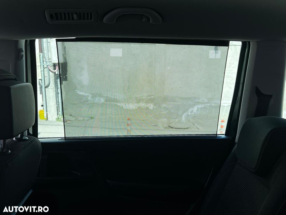 Volkswagen Sharan - 34