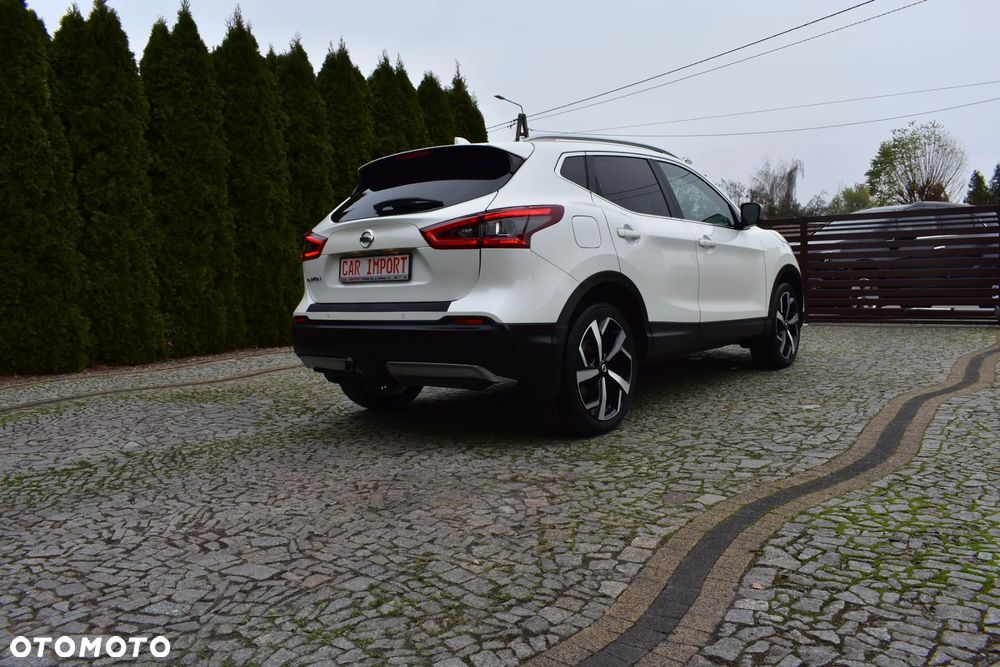 Nissan Qashqai 1.2 DIG-T Xtronic TEKNA+ - 26