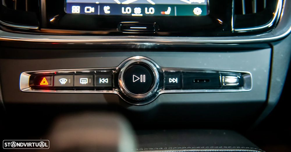 Volvo S90 2.0 B5 Plus Bright AWD - 29