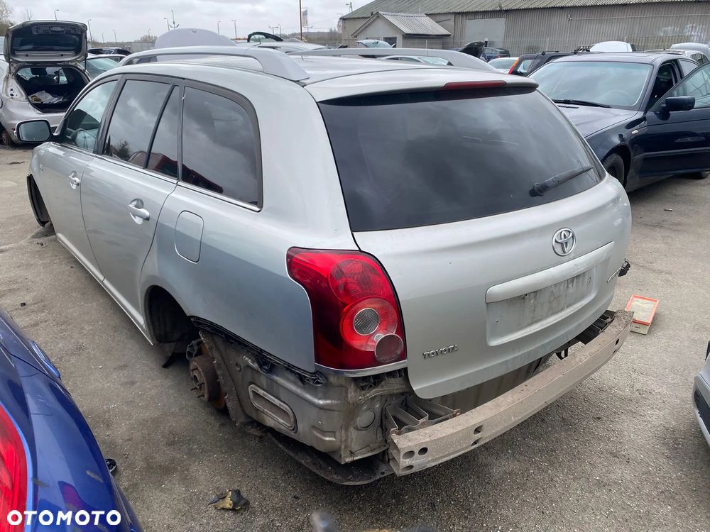 A205/Toyota Avensis T25/NA CZĘŚCI