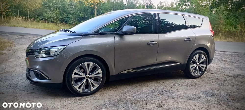Renault Grand Scenic - 9