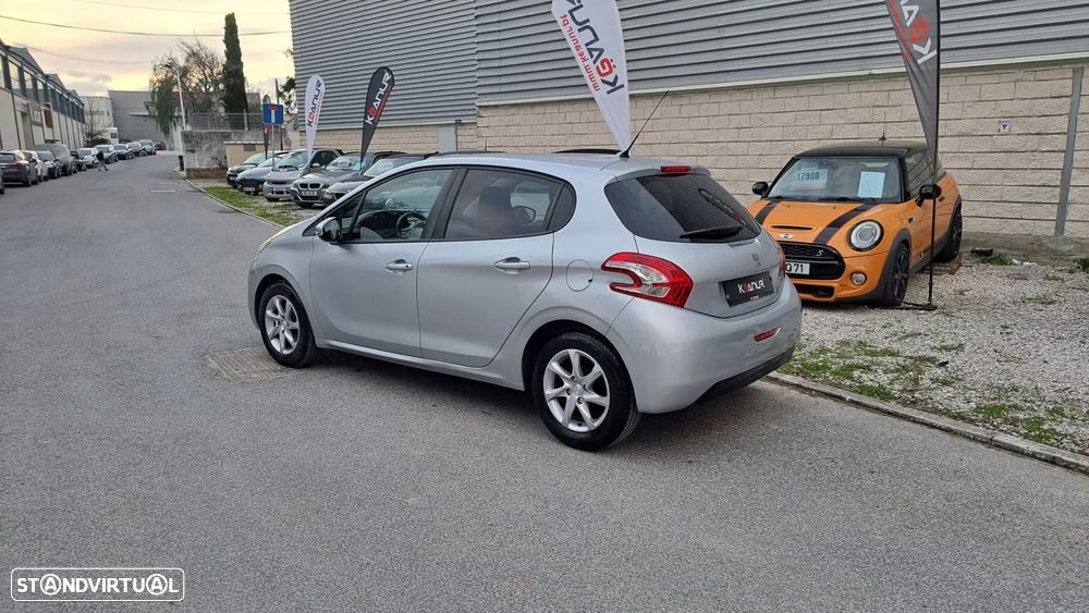 Peugeot 208 1.4 HDi Active - 6