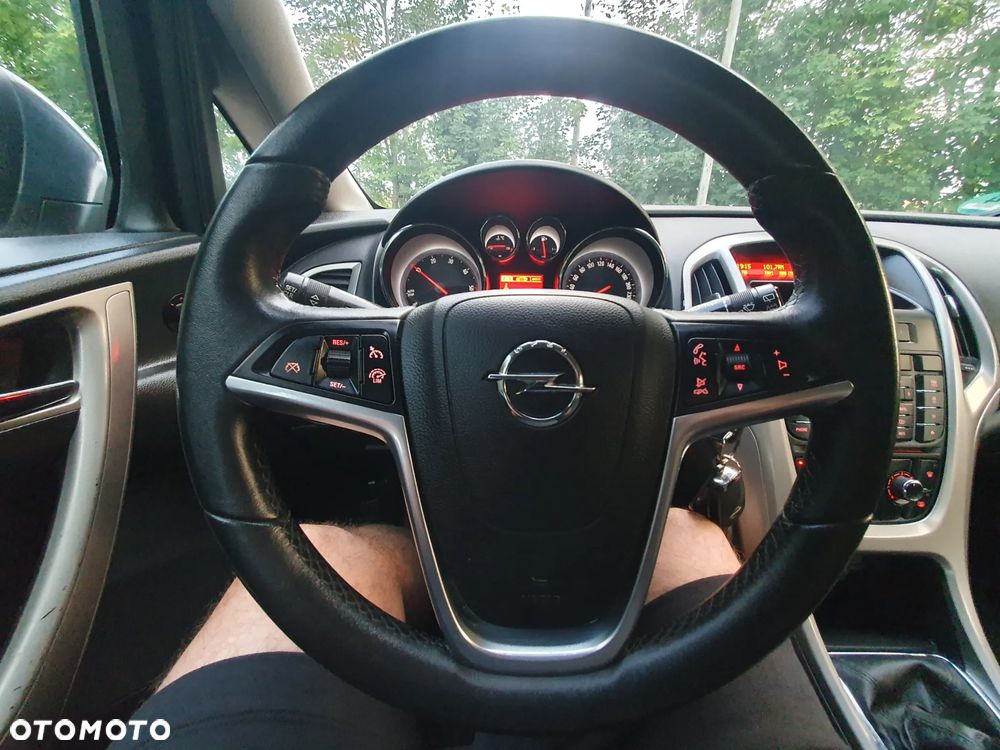 Opel Astra 1.7 CDTI DPF Exklusiv - 14