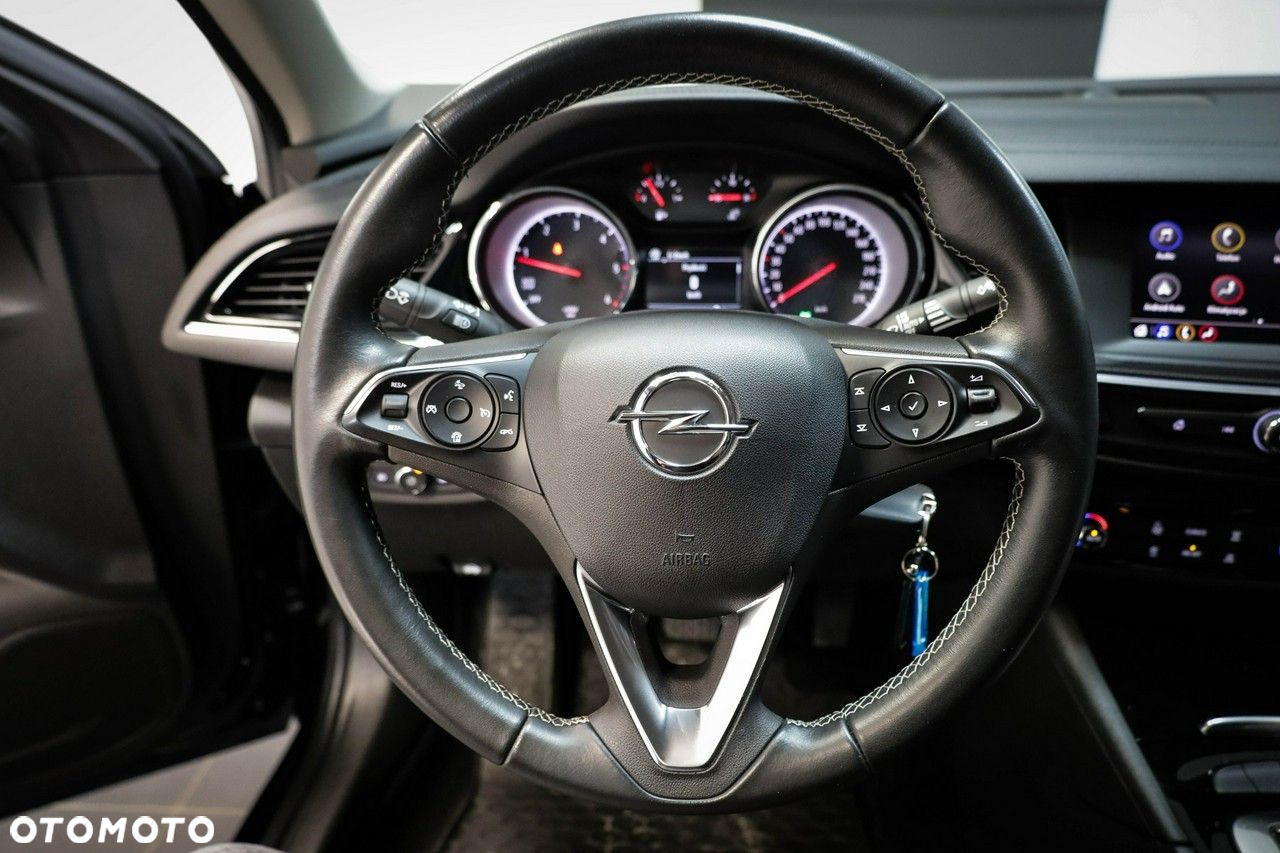 Opel Insignia - 16