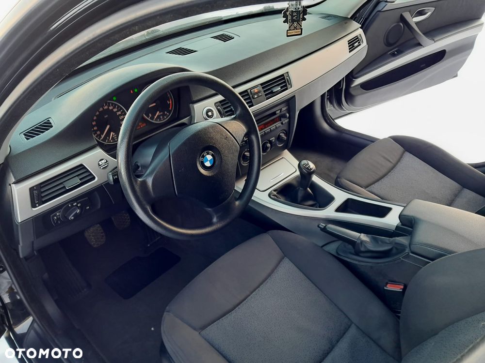 BMW Seria 3 320d DPF - 9