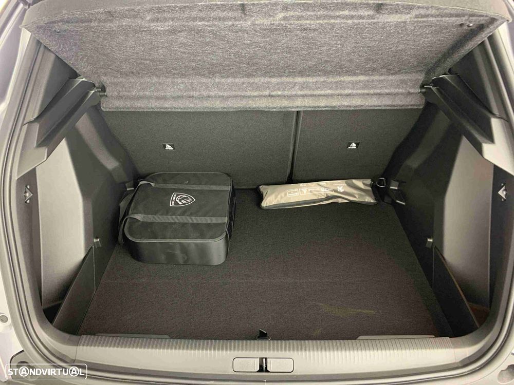 Peugeot e-2008 54 kWh Active - 13