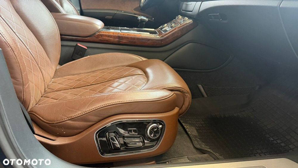 Audi A8 - 27