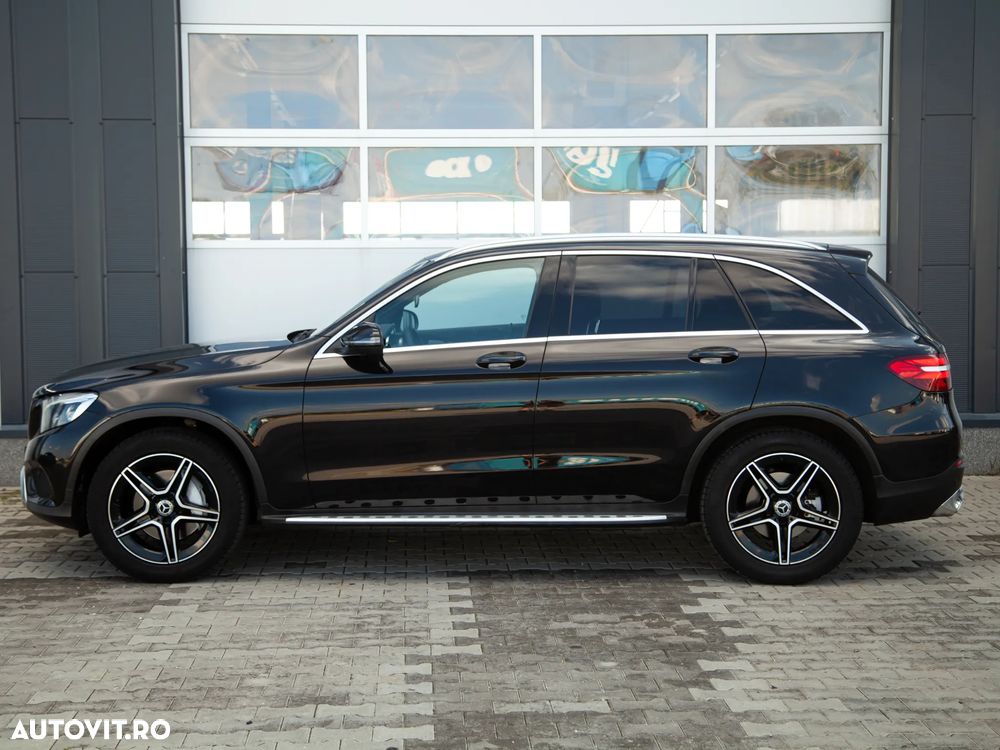 Mercedes-Benz GLC - 7