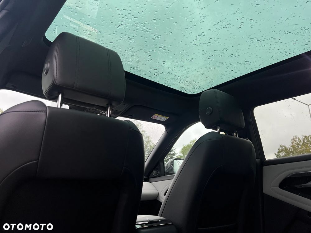 Land Rover Range Rover Evoque - 22
