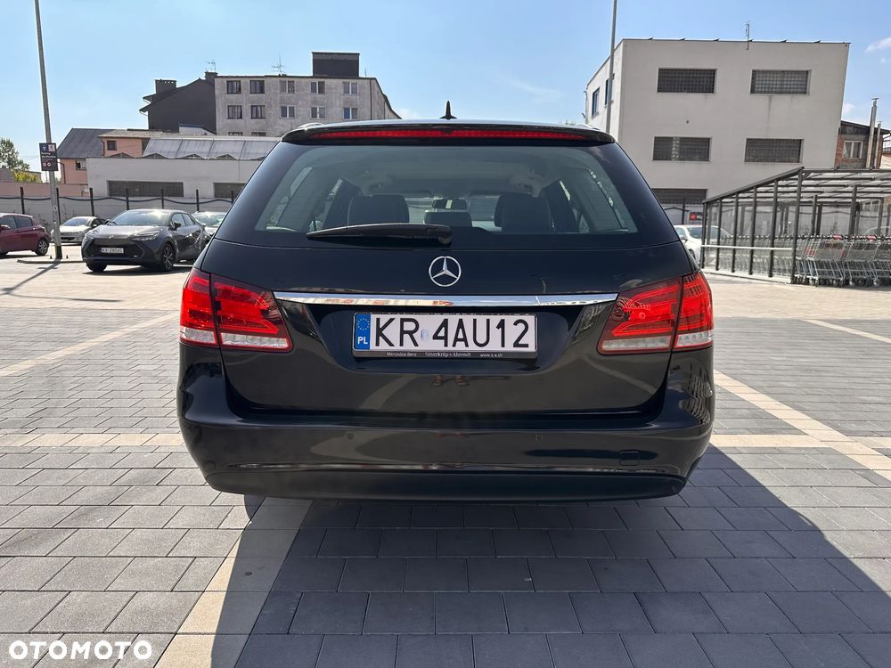 Mercedes-Benz Klasa E 250 Elegance - 3