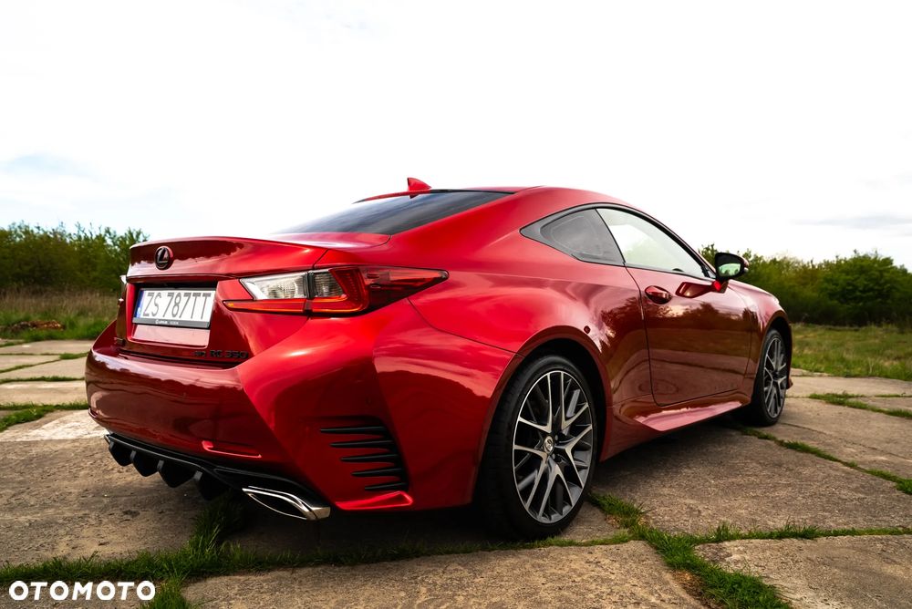 Lexus RC - 3
