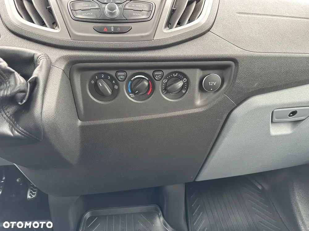 Ford Transit L2H2 AWD Trend - 33