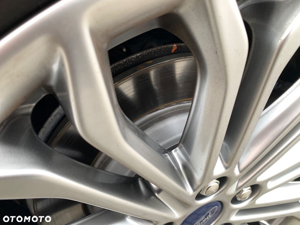 Ford Focus 2.0 EcoBlue Titanium - 17