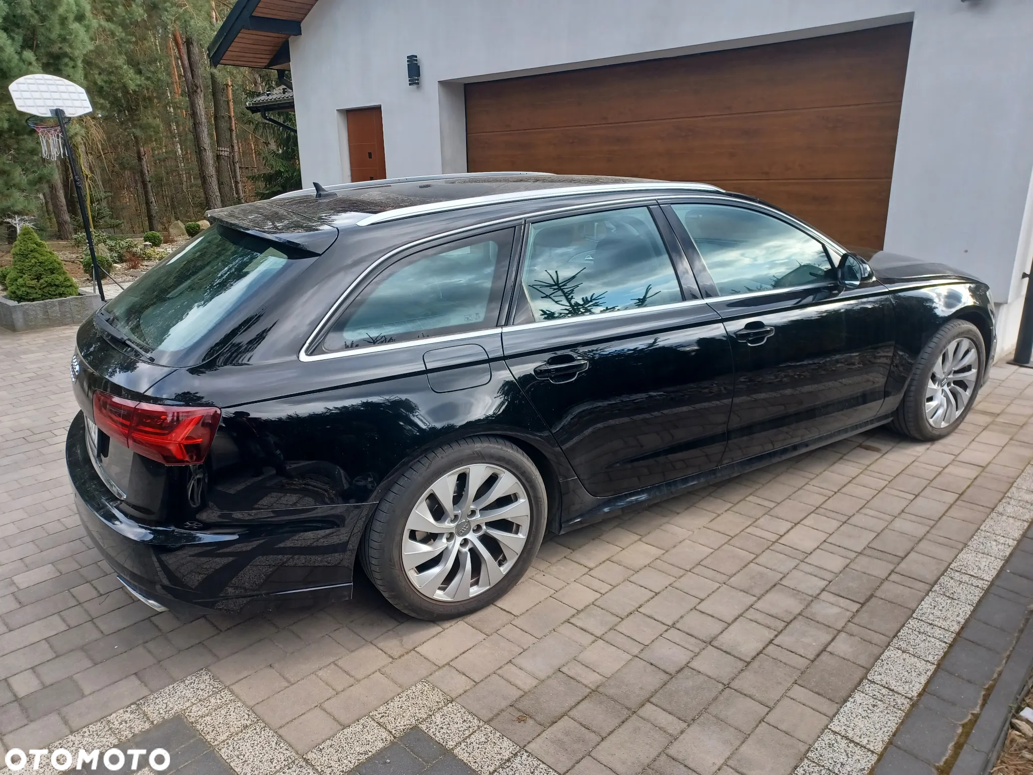 Audi A6 - 4