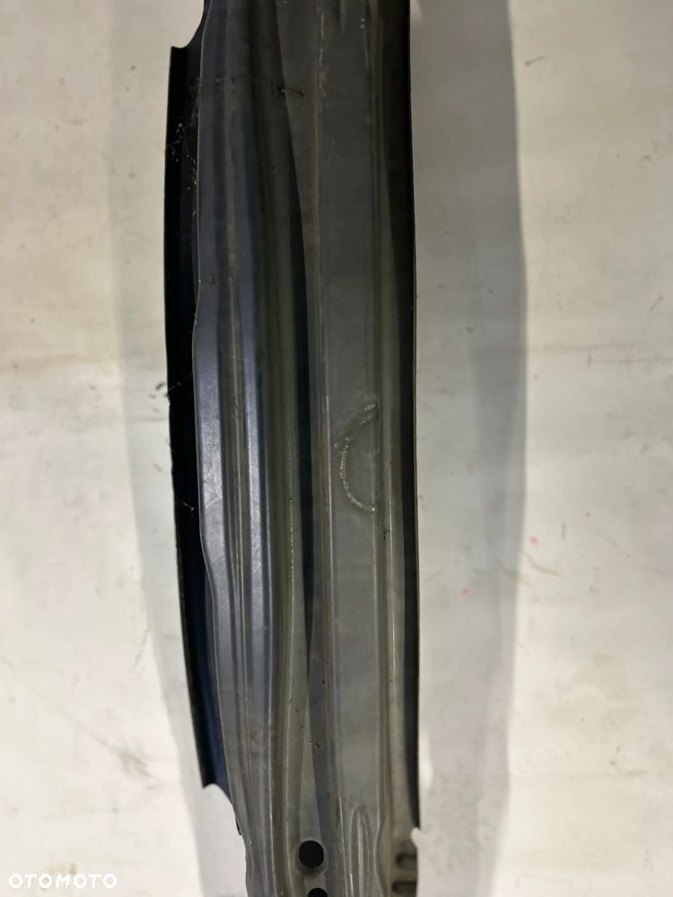 Volvo v40 II 2012-2018 belka tylna zderzaka wzmocnienie kolor 498 - 3