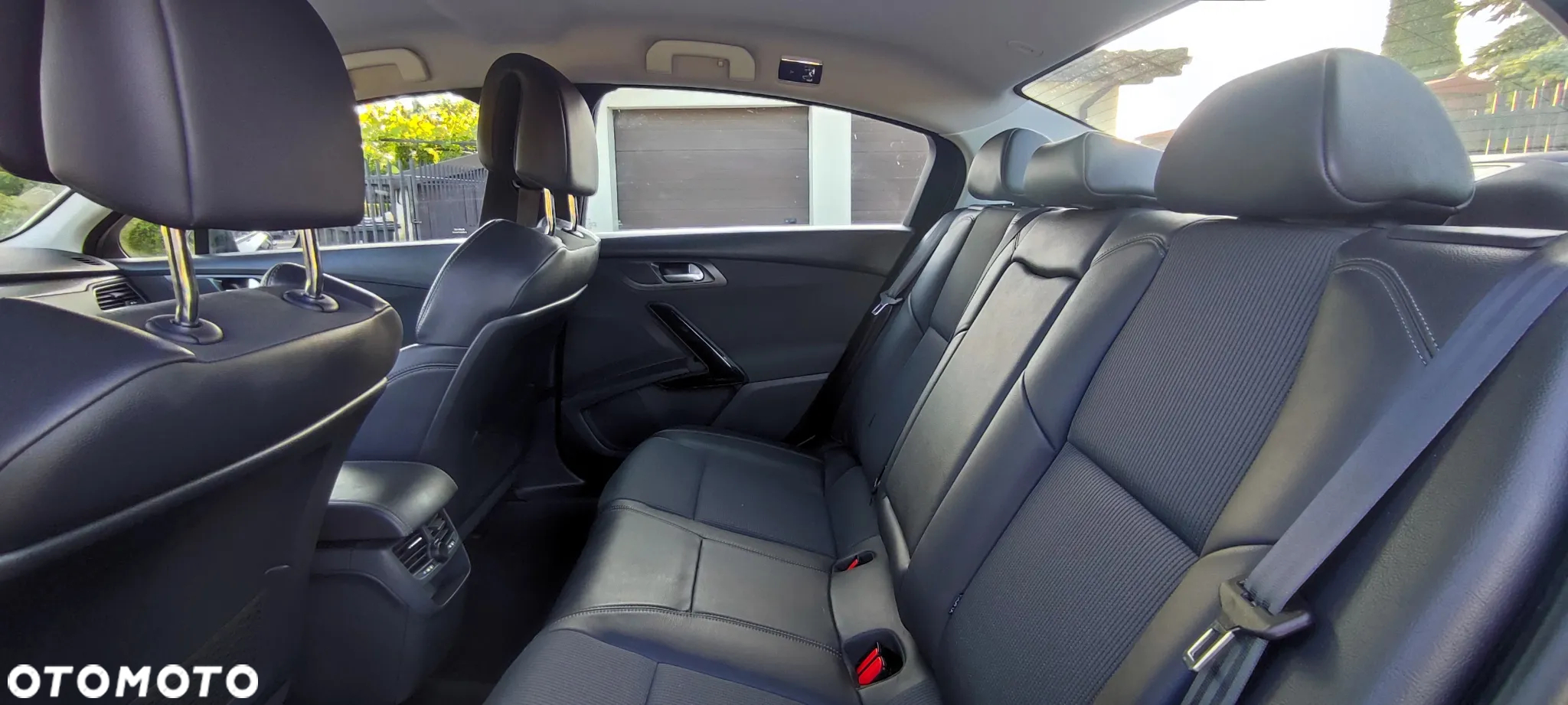 Peugeot 508 1.6 e-HDi Active S&S - 13