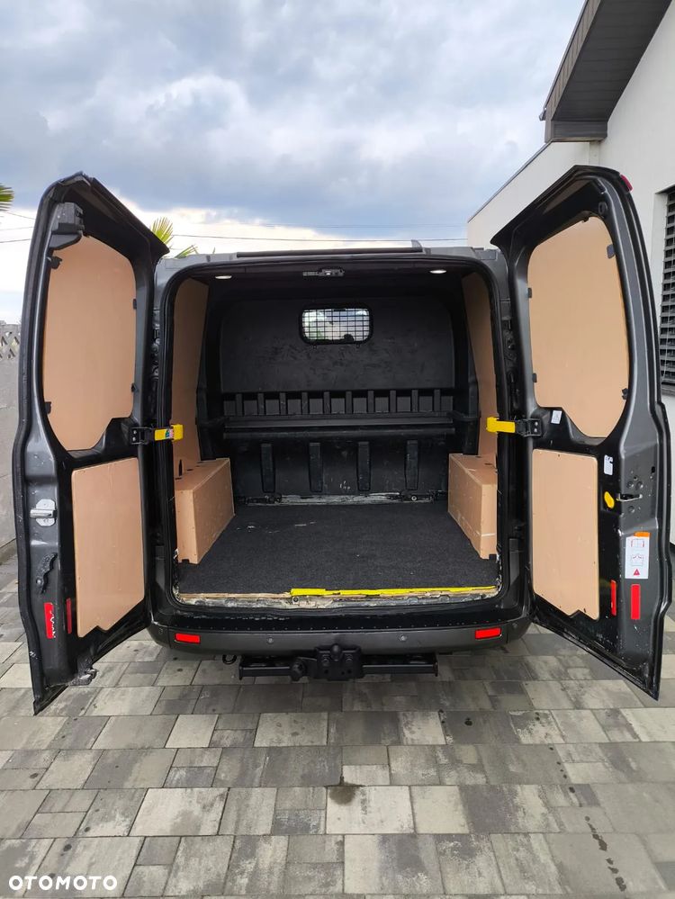 Ford Transit Custom - 10