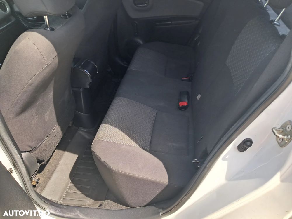 Toyota Yaris 1.3 VVT-i Luna - 7
