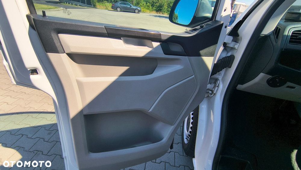 Volkswagen Transporter - 10