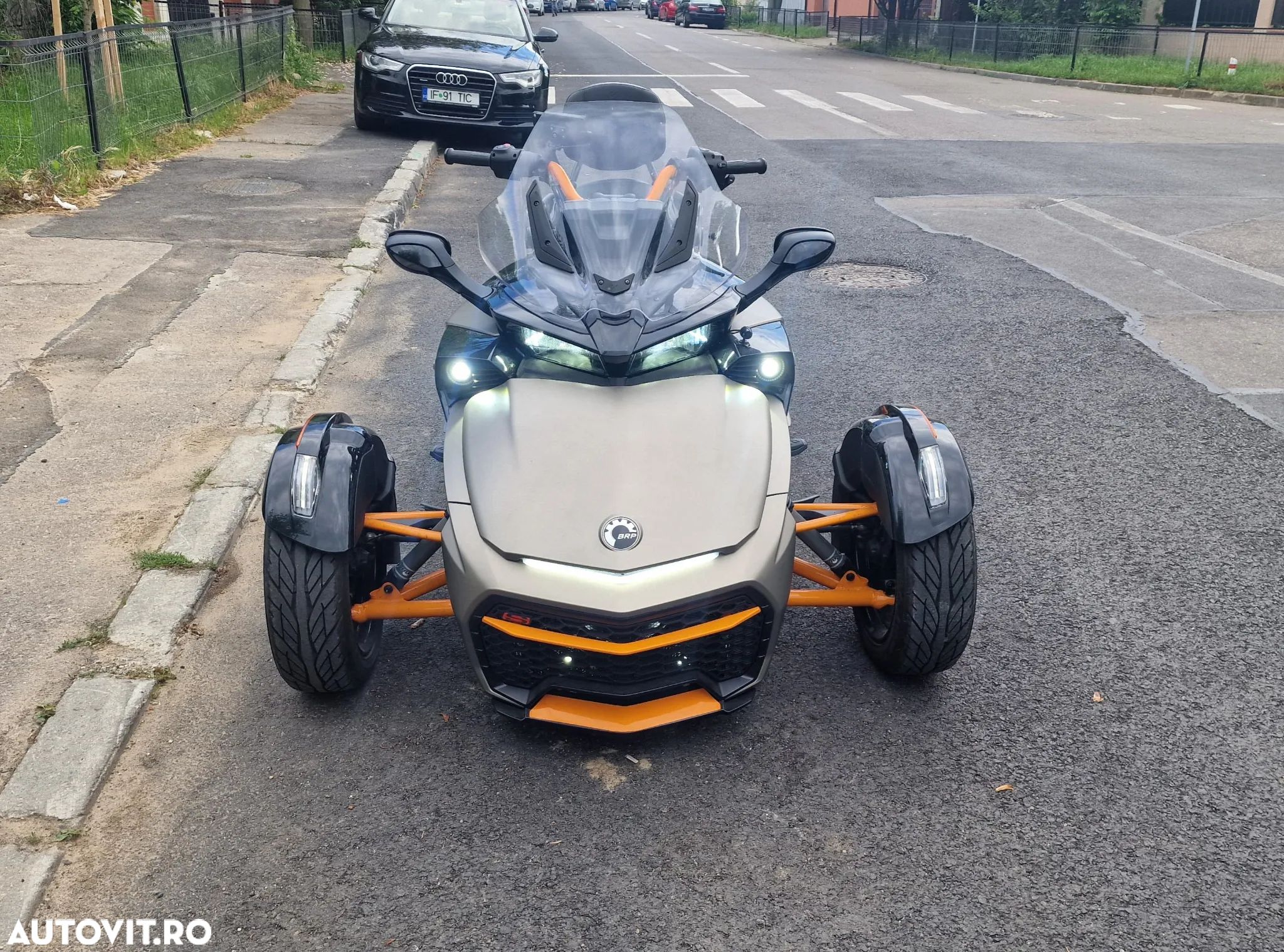 Can-Am Spyder - 1