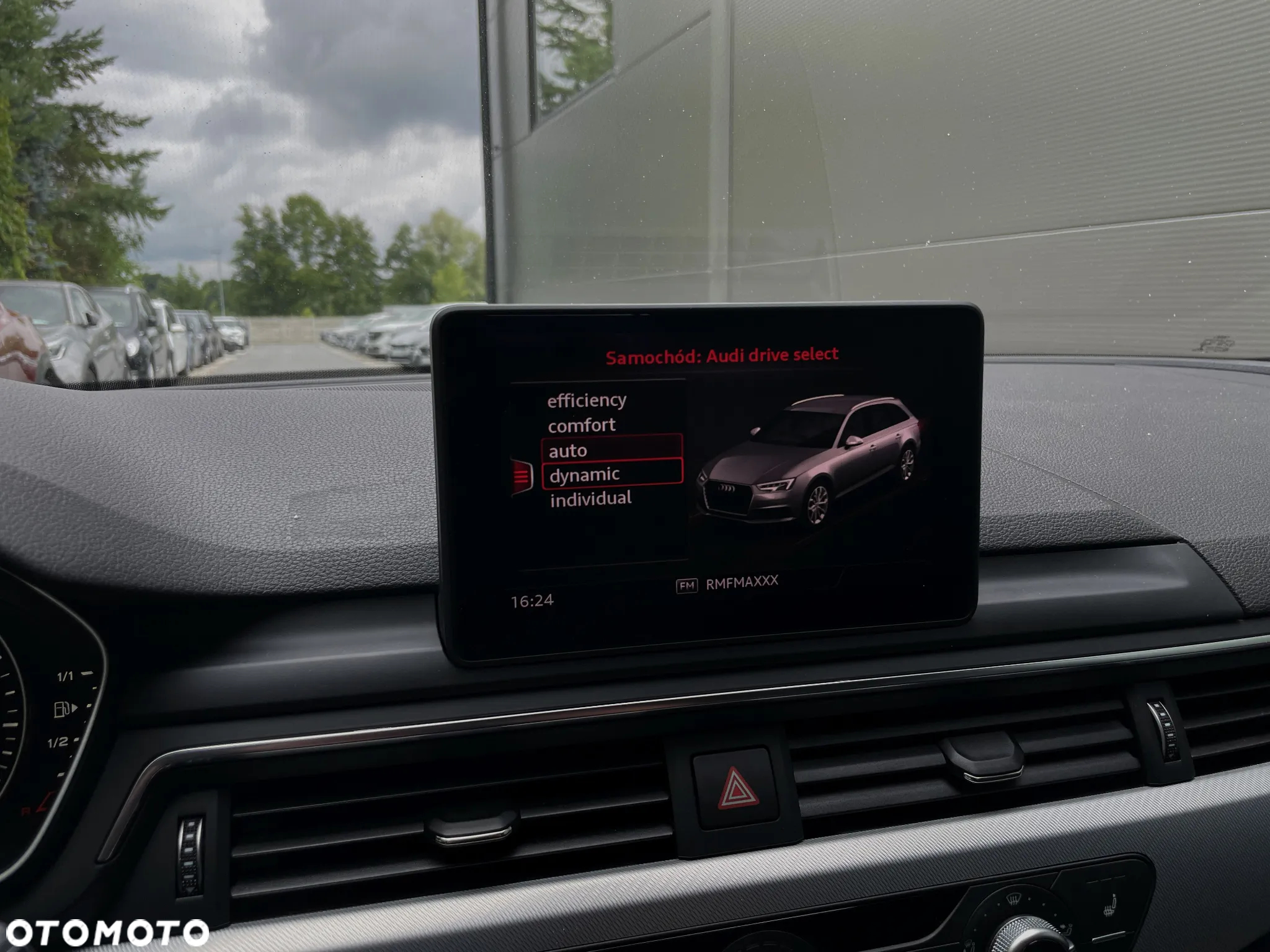 Audi A4 Avant 2.0 TFSI ultra S tronic - 29