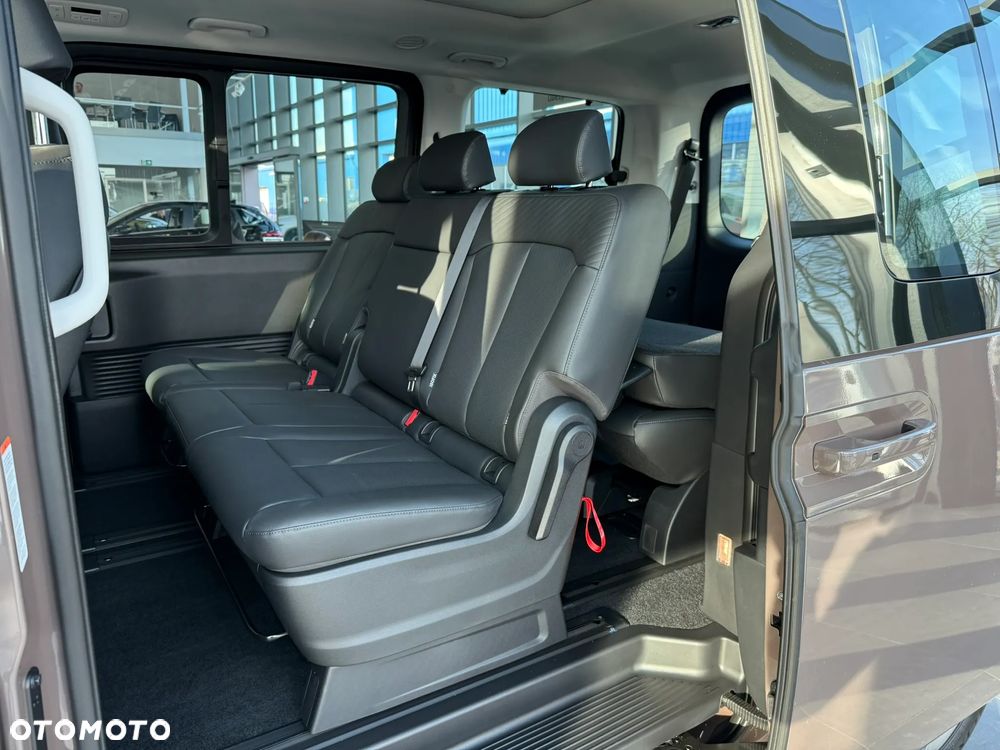 Hyundai Staria - 6